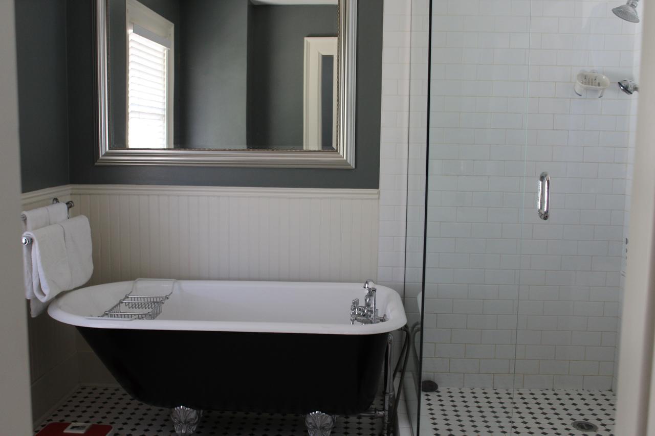 Cartier Guest House Vancouver Bagian luar foto